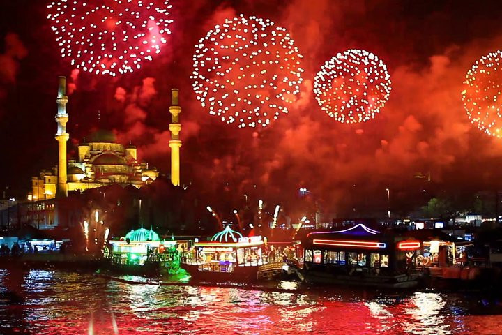 Kreuzfahrten auf dem Bosporus in Istanbul